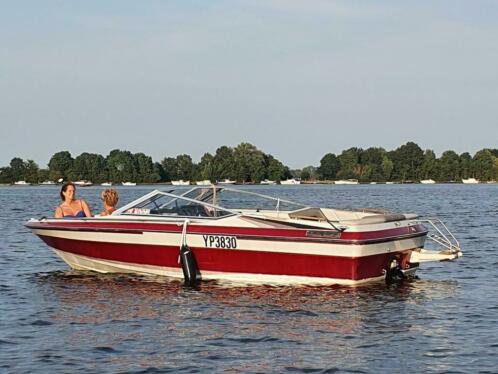 Maxum 21 3.0L 140 pk bowrider in nieuwstaat een jaar garant