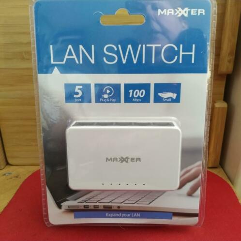 Maxxter LAN Switch 5 poorten 100 Mbps