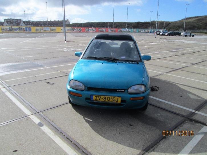 Mazda 121 1.3 I 16V Cabriotop U9 1991 Blauw