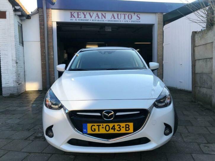 Mazda 2 1.5 5DRS 2015 WitNaviLED2e EigNAP35000KM