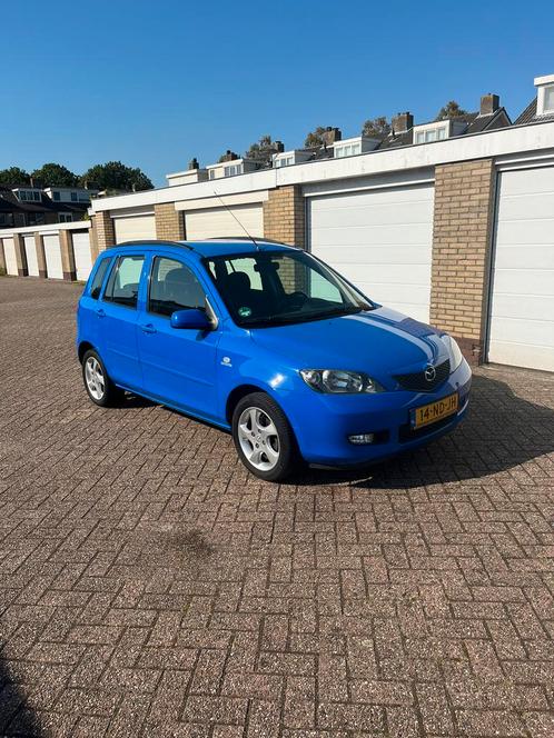 Mazda 2 1.6 16V Blauw zeet netjes