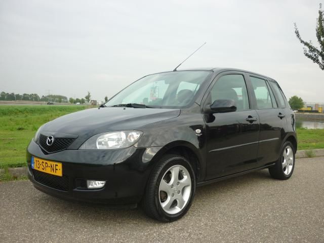 Mazda 2 1.6 Sportive AIRCO 