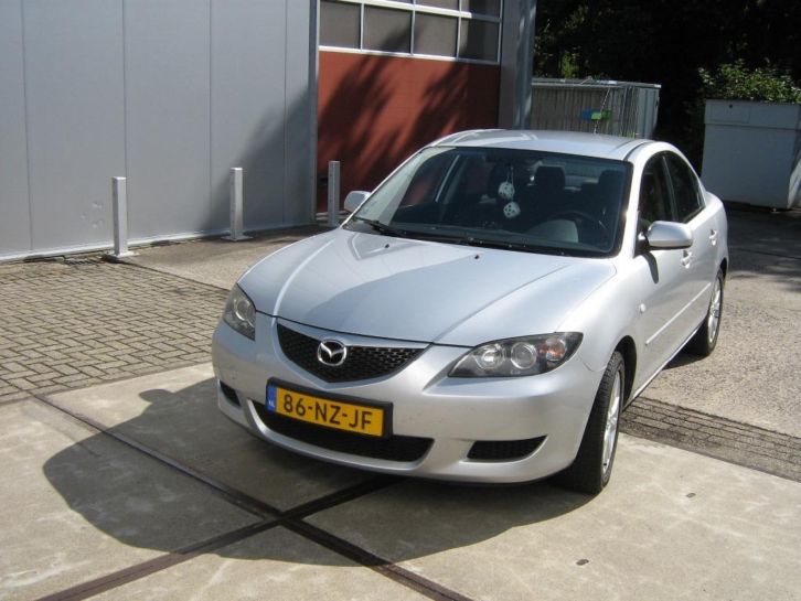 Mazda 3 1.6 Citd Sedan Touring 2004 Grijs