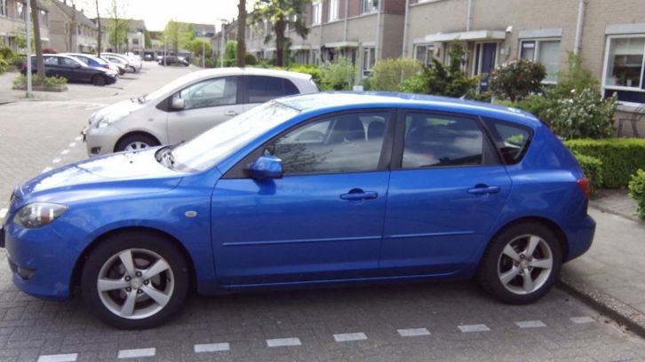 Mazda 3 1.6 Sport Exclusive 2005 Blauw