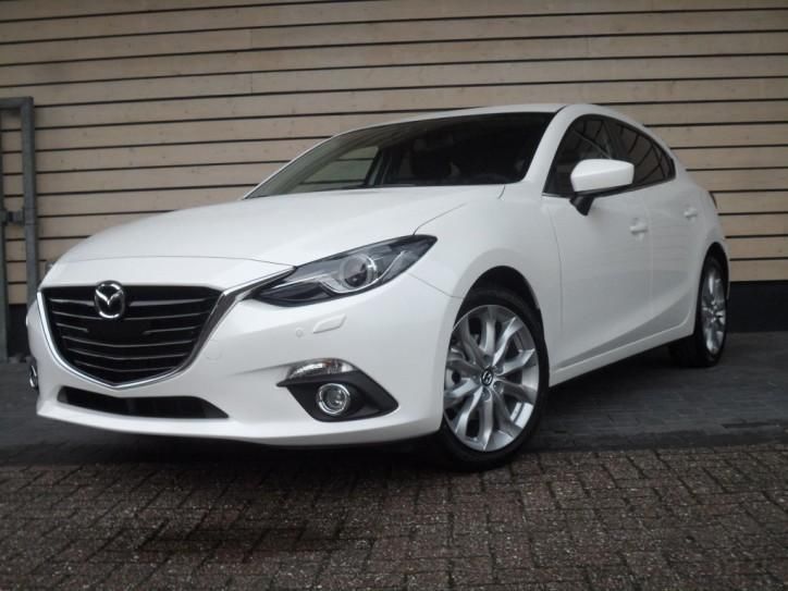 Mazda 3 2.0 GT-M  1.000,- VOORRAAD KORTING (bj 2015)