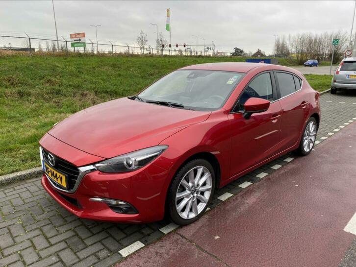 Mazda 3 2.0 Skyactiv-g 88KW HB 2017 Rood