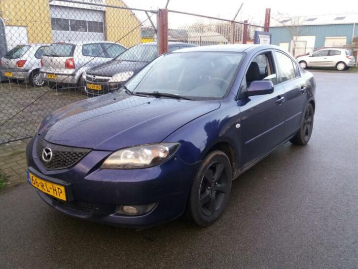  Mazda 3 sedan  1.6 CITD  NIEUWE APK  2005 Blauw 