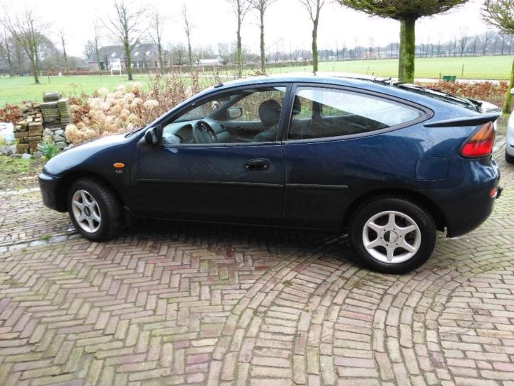 Mazda 323 1.5 Coupe LX 1998 Blauw APK gekeurd