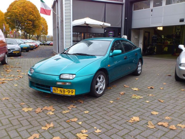 Mazda 323 1.5 I F GLX 1996 Groen,AIRCO