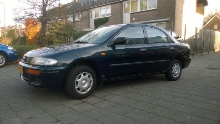 Mazda 323 1.5 I SDN GLX 1994 Groen