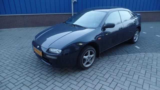 Mazda 323 1.5i F GLX AIRCO