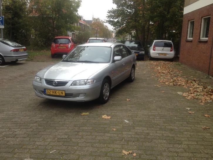 Mazda 626 1.8 HB Comfort 2001 Grijs