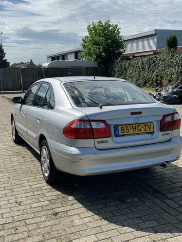 Mazda 626 1.8 HB Comfort 2001 Grijs Met airco