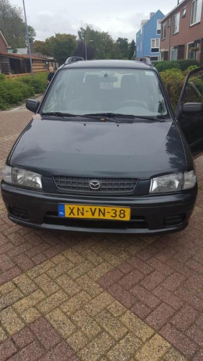 Mazda Demio 1.3 Comfort 1999 Groen