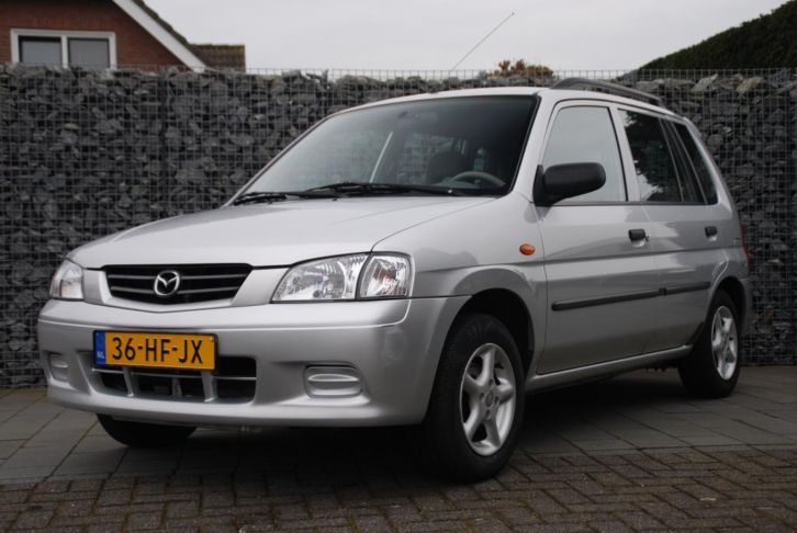 Mazda Demio 1.3 Comfort 2001 Grijs