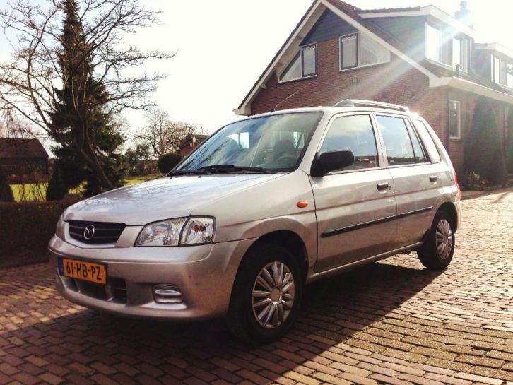 Mazda Demio 1.5 Exclusive 2001 Grijs