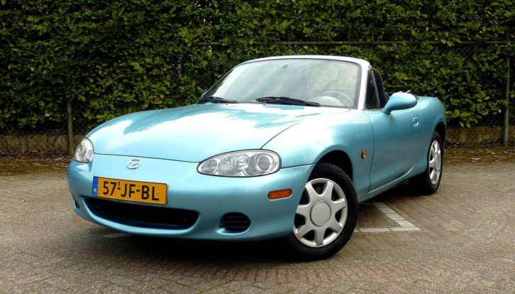 Mazda MX-5 1.6 Crystal Blue