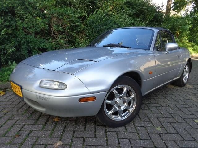 Mazda MX-5 1.6i-16V  Cabrio  Nette staat  Stuurbekr  LEE