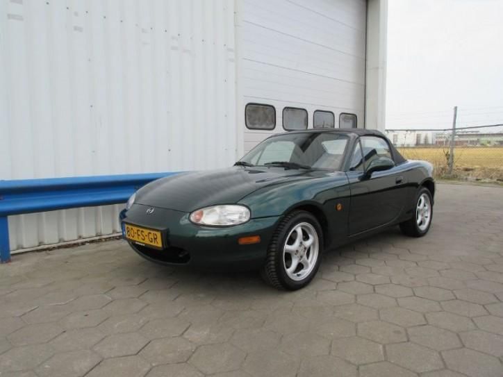 Mazda MX-5 1.6i Hardtop (bj 2000)