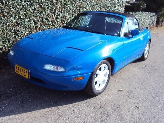 Mazda MX-5 1.6i nieuwe softkap (bj 1990)