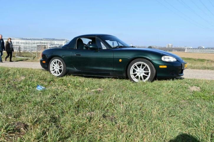 Mazda Mx-5 2001 Hardtop en nieuwe softtop