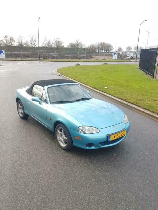 Mazda MX5 1.6 I 2001 Blauw