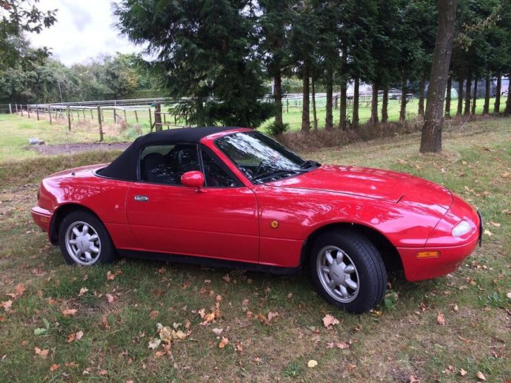 Mazda MX5 1.6 U9 1991 Rood