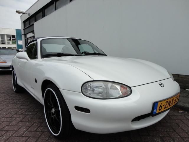 Mazda MX5 1.8 I 1998 Parelmoer wit, geen roest