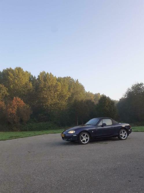 Mazda MX5 1.8 I 2001 Blauw 6 versnellingen