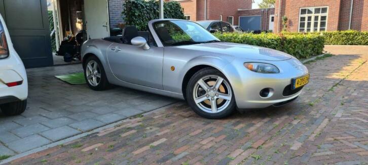 Mazda MX5 1.8 Touring - Gereviseerde motor