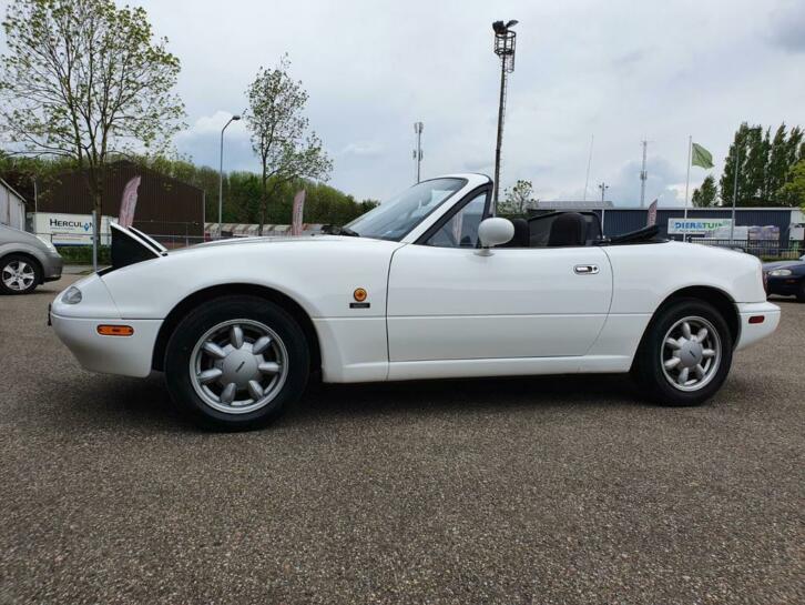 Mazda MX5 MX-5 Cabrio NA Miata 1.6  1991 White