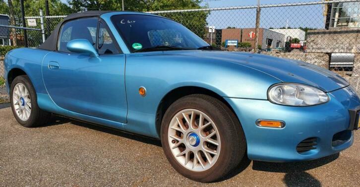 Mazda MX5 MX-5 NBFL 1.6  2001 Ice Blue WEINIG KM039S