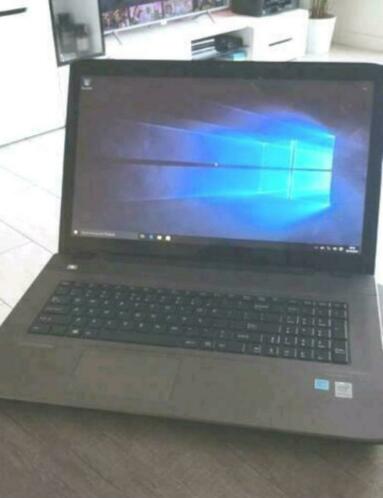 Medion Akoya laptop met 17 inch Touchscreen 8GB 1000