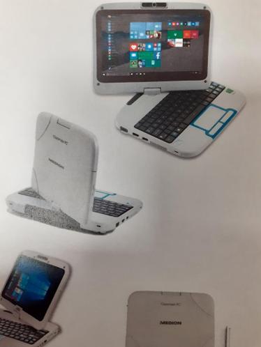 MEDION Pupil108 Laptop en Tablet in een NIEUW