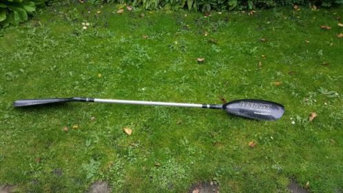 Meek australia carbon peddel 