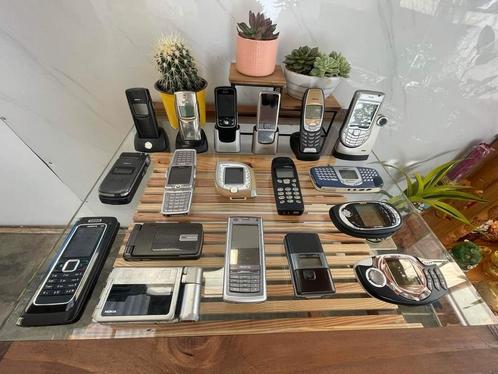 Mega Zeldzame telefoon verzameling 73 toestellen