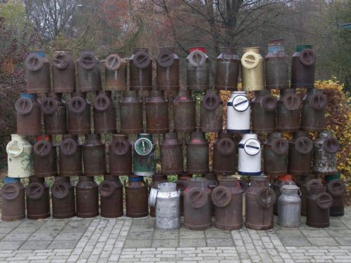 MELKBUS, 30 en 40 LITER MELKBUSSEN, HARDE BODEM, VEEL KEUZE