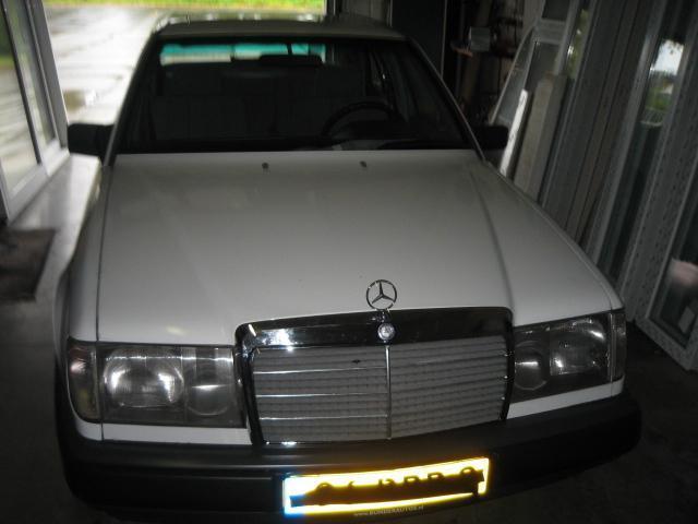 Mercedes 230 E 1986 Wit