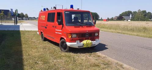 Mercedes 310 brandweerauto