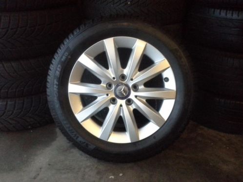 Mercedes A-Klasse 2013 WintersetDunlop Sp 205-55-16 91H MS