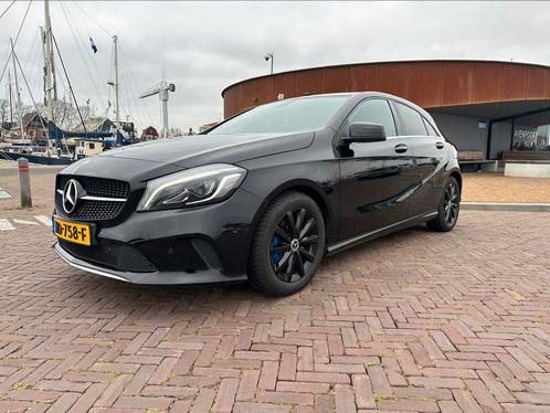 Mercedes A-Klasse A180 Urban Sport122pk LED 2017 Zwart