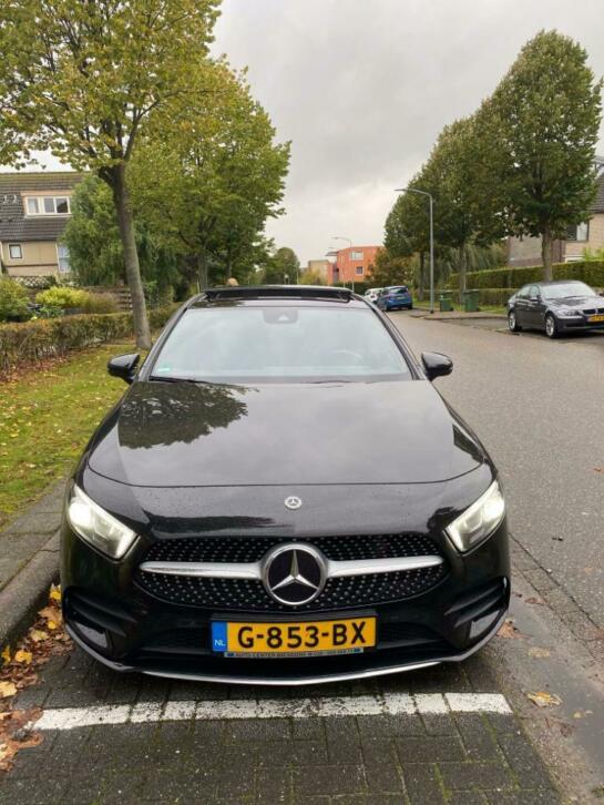 Mercedes A250 7G-DCT AMG Line-Mbux-Pano-Led-Widescreen