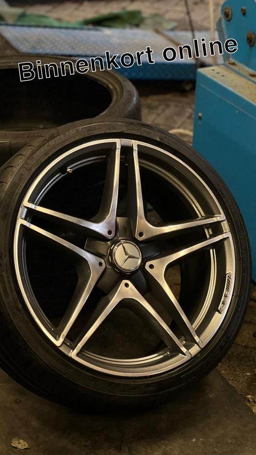 Mercedes-Amg C63s Breedset Velgen  Banden