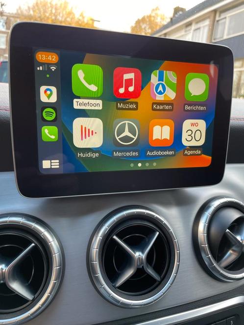 Mercedes Apple CarPlay en Android auto activeren