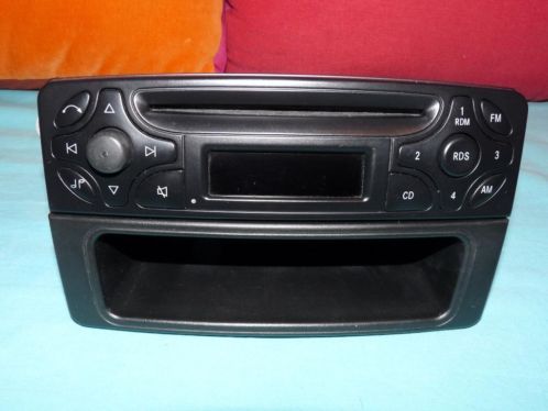 MERCEDES AUDIO 10 RADIO met CD 