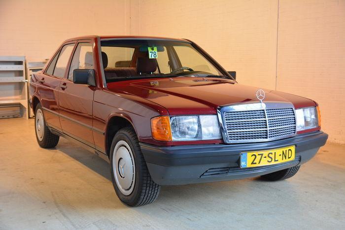 Mercedes-Benz - 190E - 1985