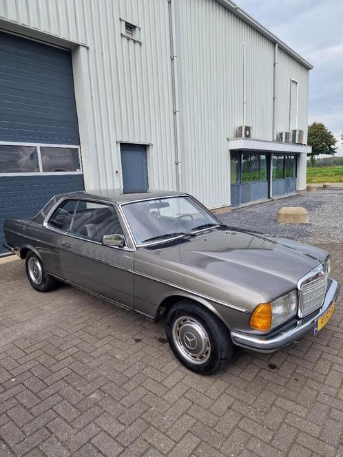 Mercedes-Benz 230 CE COUPE 1983  WEGENBELASTINGVRIJ 