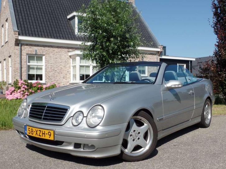 Mercedes-Benz CLK 320 Avantgarde  Nieuwstaat  Full opti