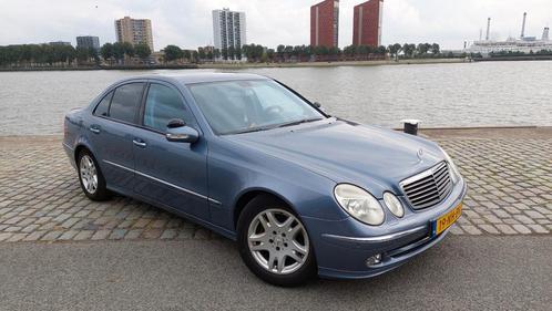 Mercedes-Benz E-Klasse 2.6 E240 Sedan AUT 2003 Blauw