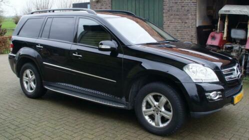 Mercedes Benz Gl-Klasse of GLS-klasse GRIJS KENTEKEN OMBOUW